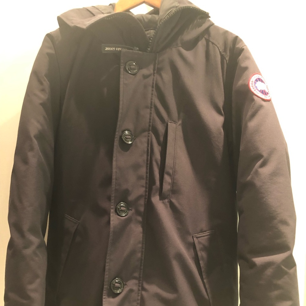 Men’s Canadian Goose jacket barely used